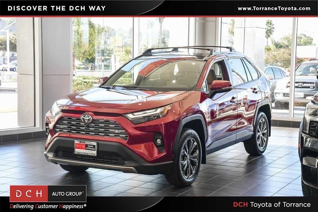 Thumbnail: 2025 Toyota RAV4 - 1