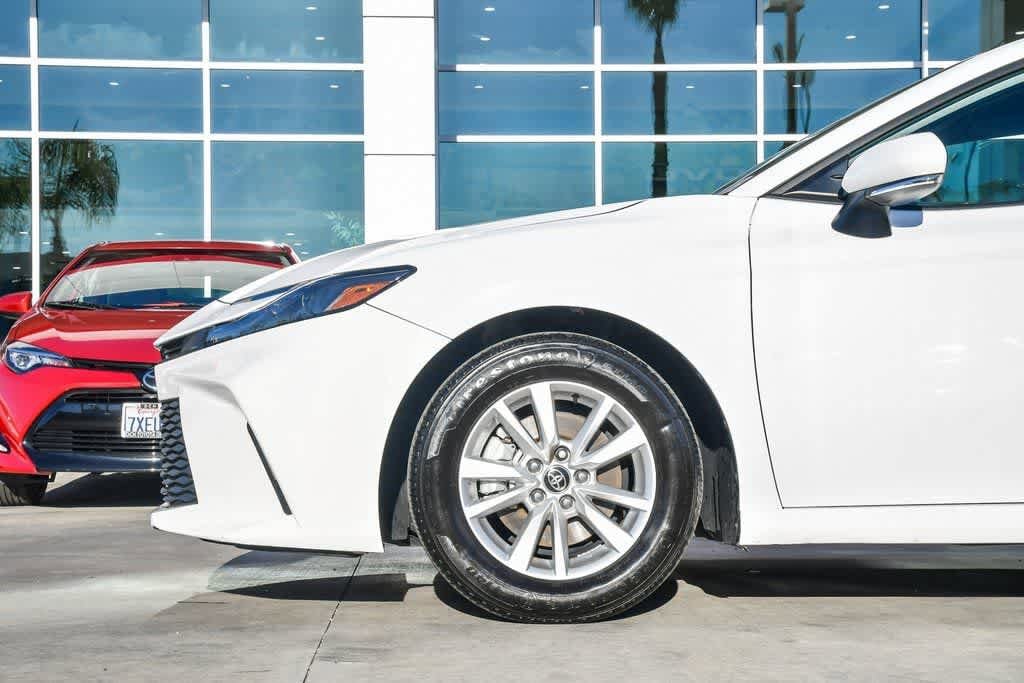 Thumbnail: 2025 Toyota Camry - 10