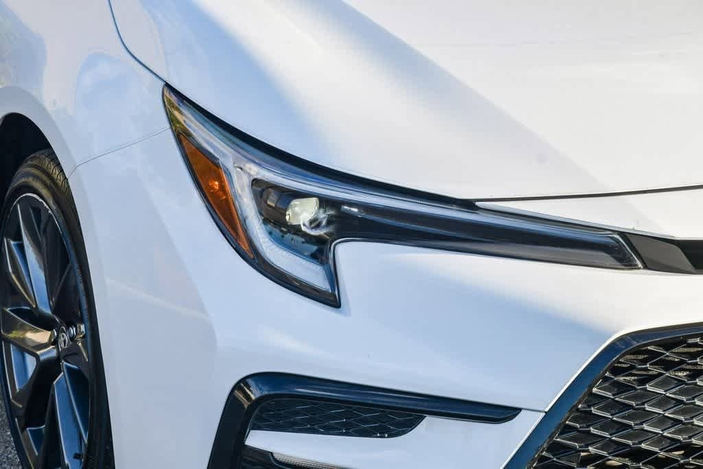 Thumbnail: 2023 Toyota Corolla - 4
