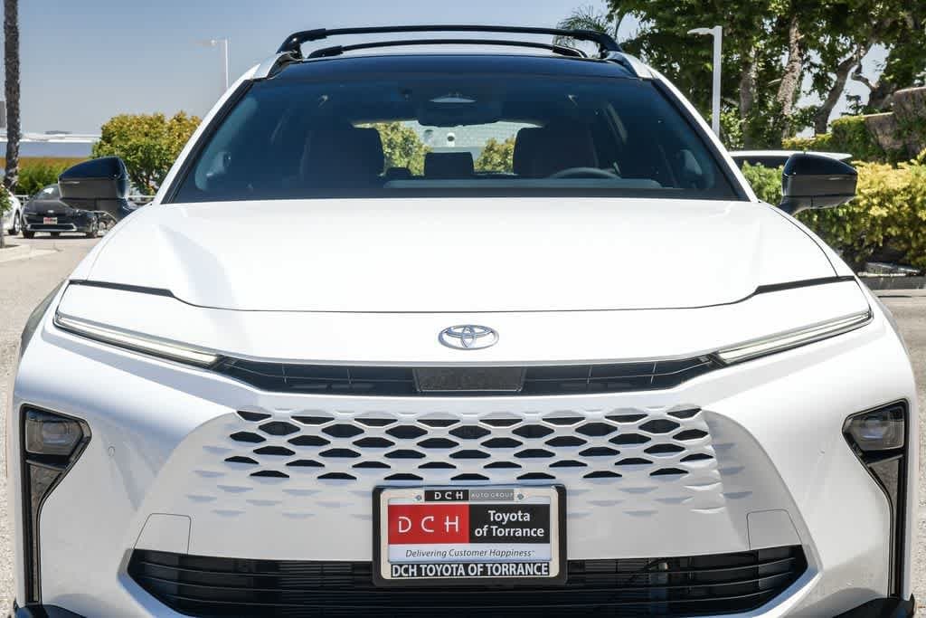Thumbnail: 2026 Toyota Crown Signia - 5