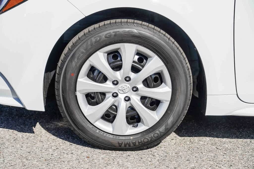 Thumbnail: 2026 Toyota Corolla - 10