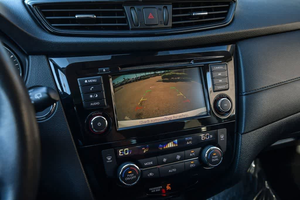 Thumbnail: 2019 Nissan Rogue - 23