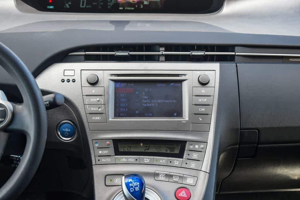 Thumbnail: 2014 Toyota Prius - 13