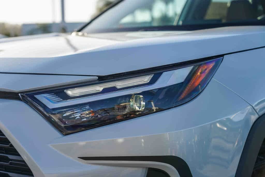 Thumbnail: 2025 Toyota RAV4 - 2