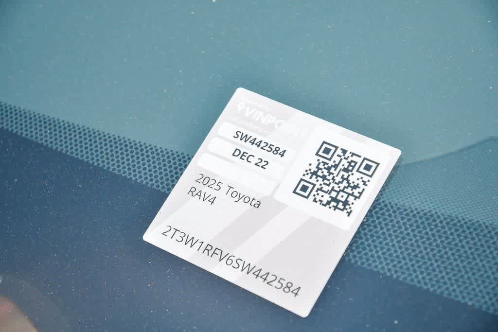 Thumbnail: 2025 Toyota RAV4 - 29