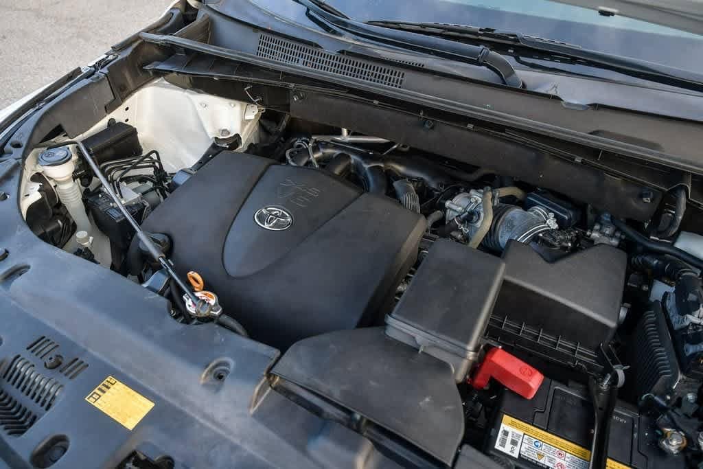 Thumbnail: 2019 Toyota Highlander - 30