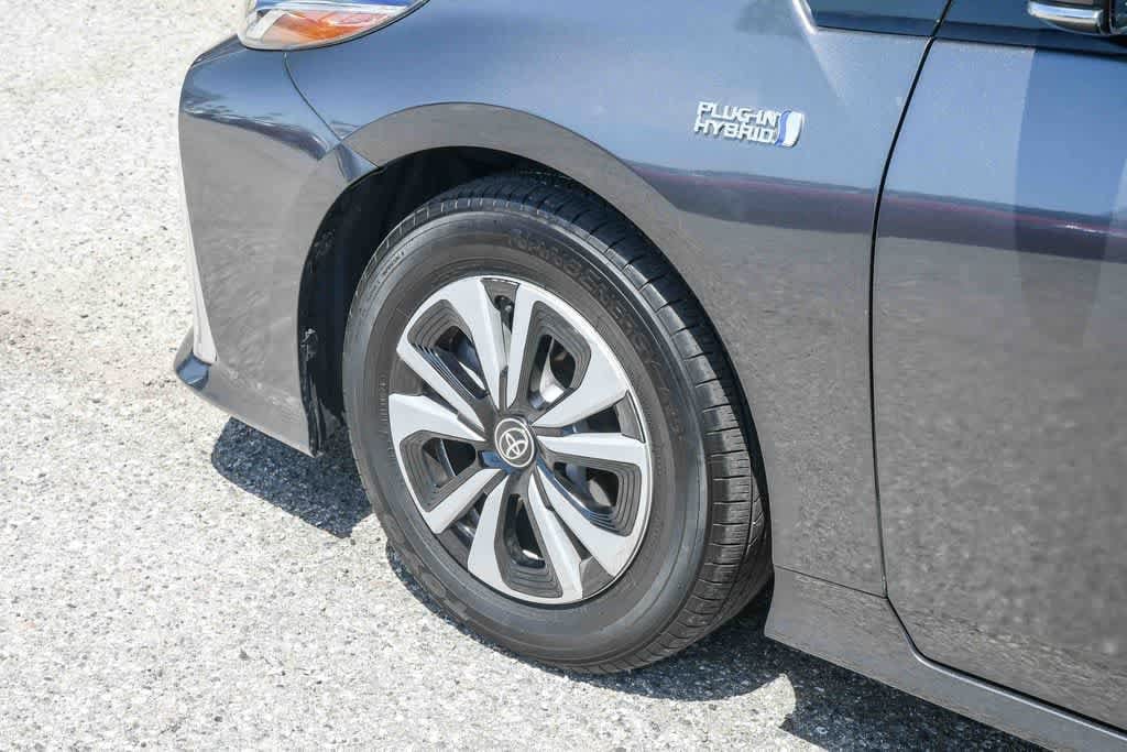 Thumbnail: 2019 Toyota Prius Prime - 10
