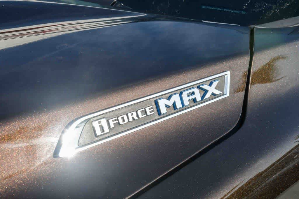 Thumbnail: 2023 Toyota Sequoia - 13