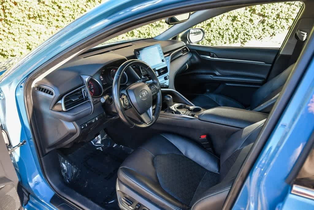 Thumbnail: 2023 Toyota Camry - 16