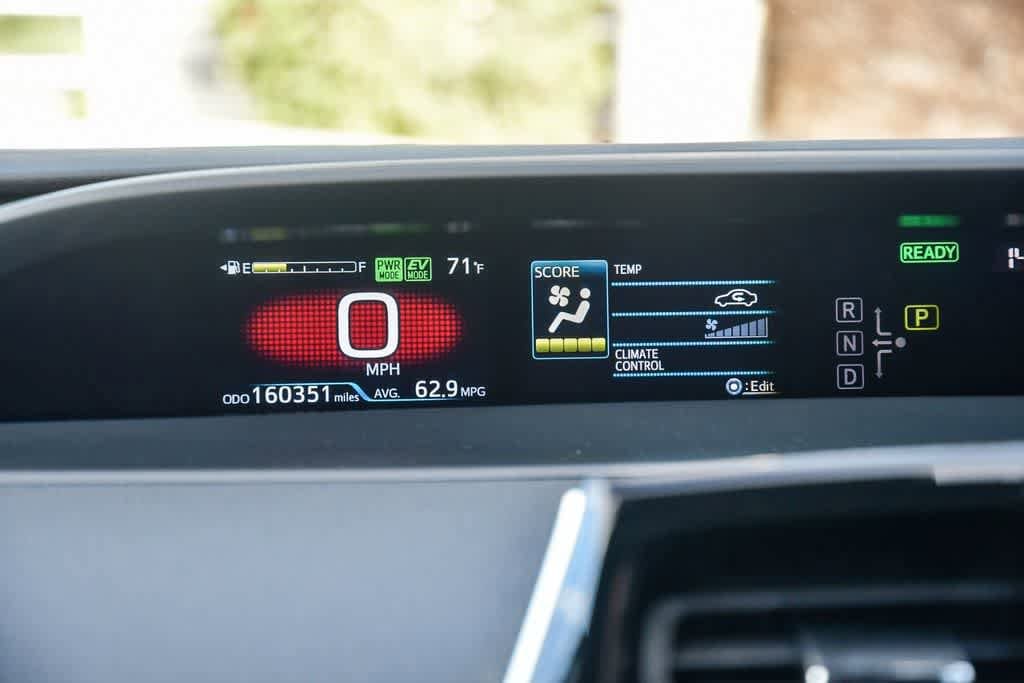 Thumbnail: 2022 Toyota Prius Prime - 26