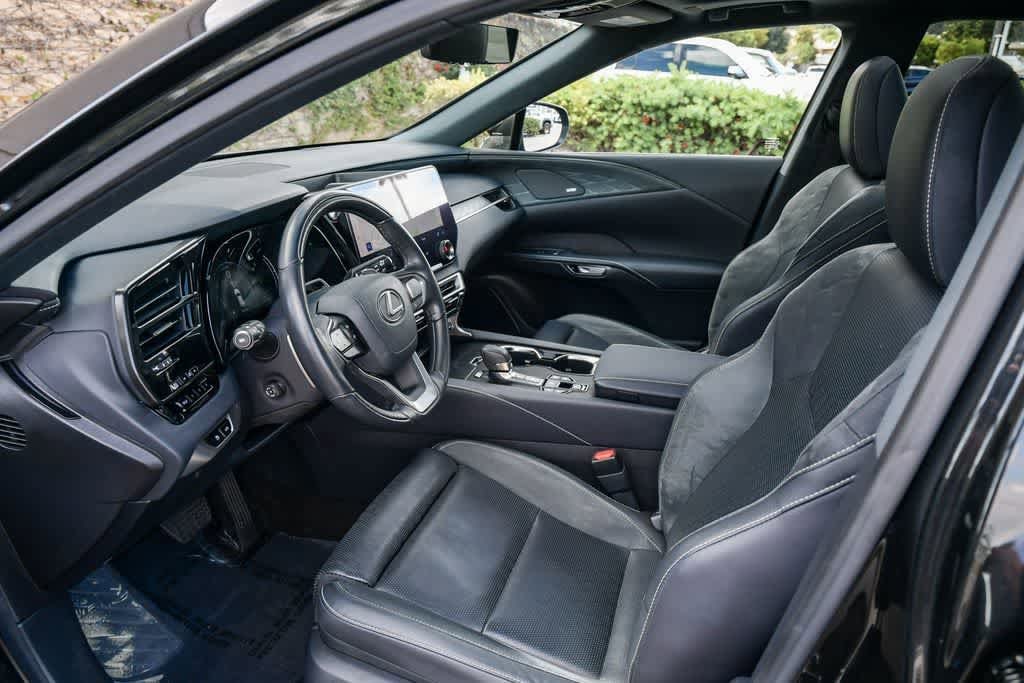 Thumbnail: 2024 Lexus RX - 10