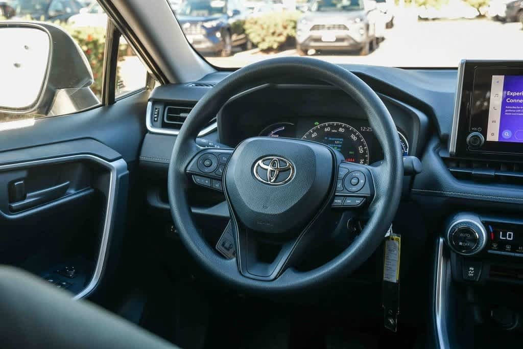 Thumbnail: 2025 Toyota RAV4 - 12