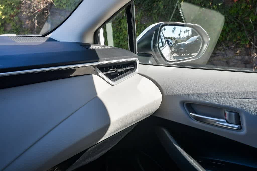 Thumbnail: 2020 Toyota Corolla - 25