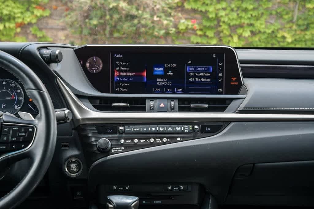 Thumbnail: 2020 Lexus ES - 14