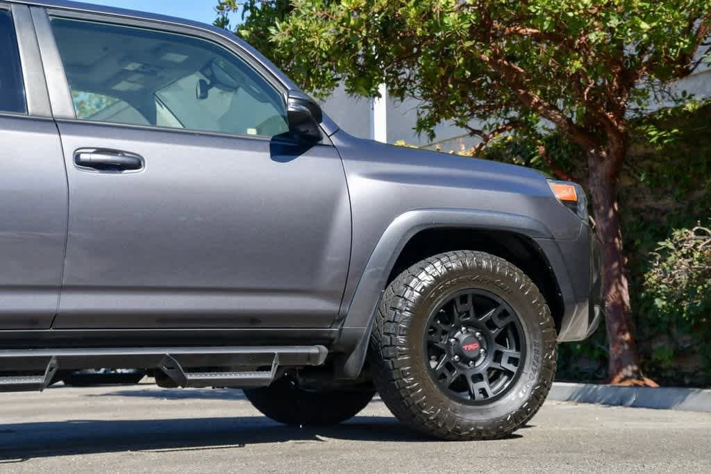 Thumbnail: 2021 Toyota 4Runner - 11