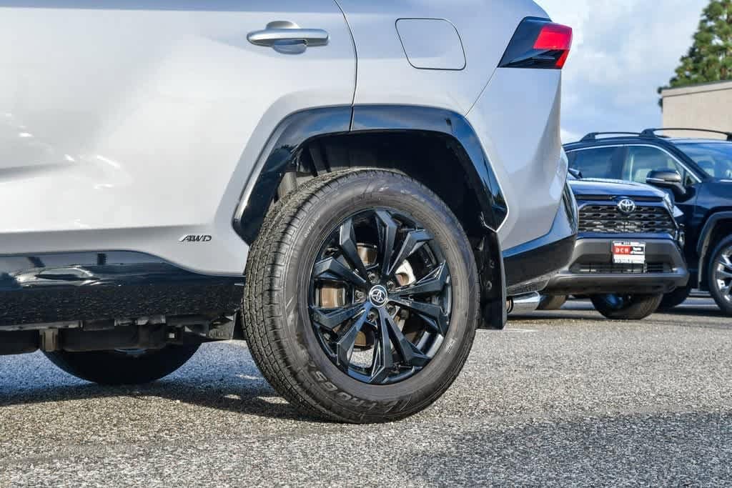 Thumbnail: 2024 Toyota RAV4 - 11