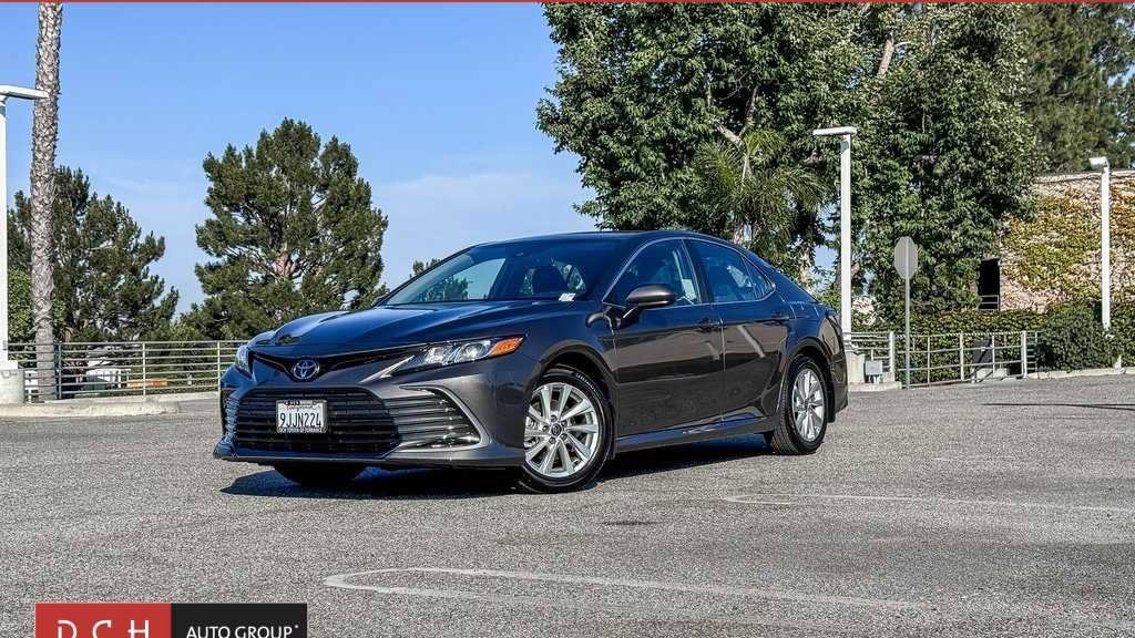 2024 Toyota Camry LE -
                Torrance, CA