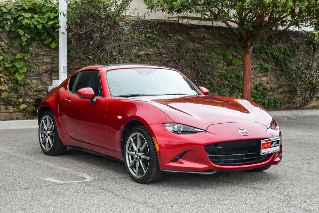 2023 Mazda MX-5 Miata RF Grand Touring photo 2
