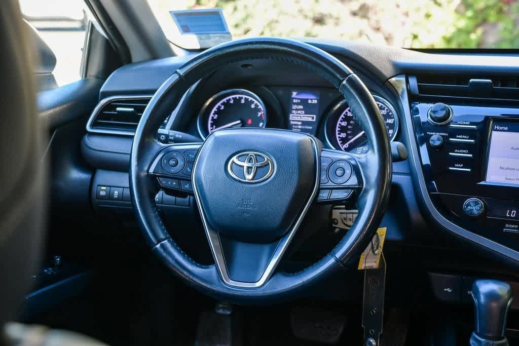 Thumbnail: 2020 Toyota Camry - 13