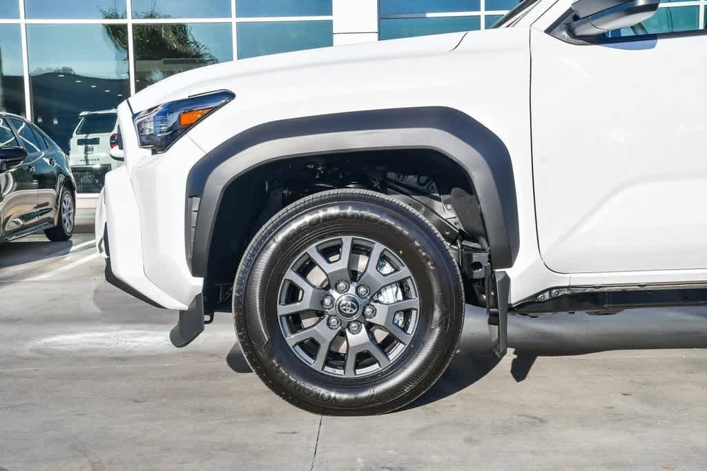 Thumbnail: 2025 Toyota 4Runner - 10