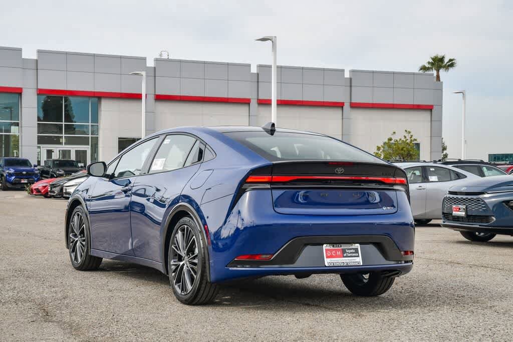 Thumbnail: 2026 Toyota Prius - 9