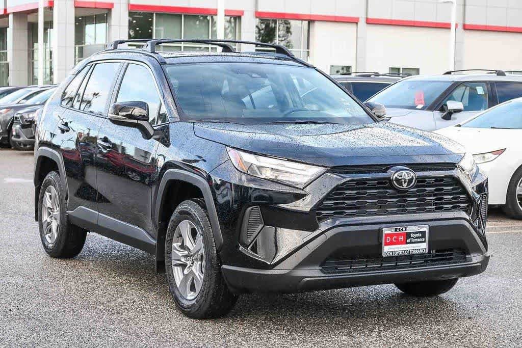 Thumbnail: 2025 Toyota RAV4 - 3