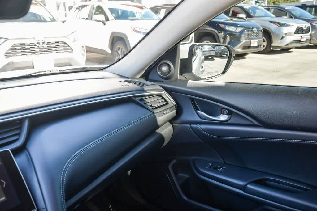 Thumbnail: 2020 Honda Insight - 22