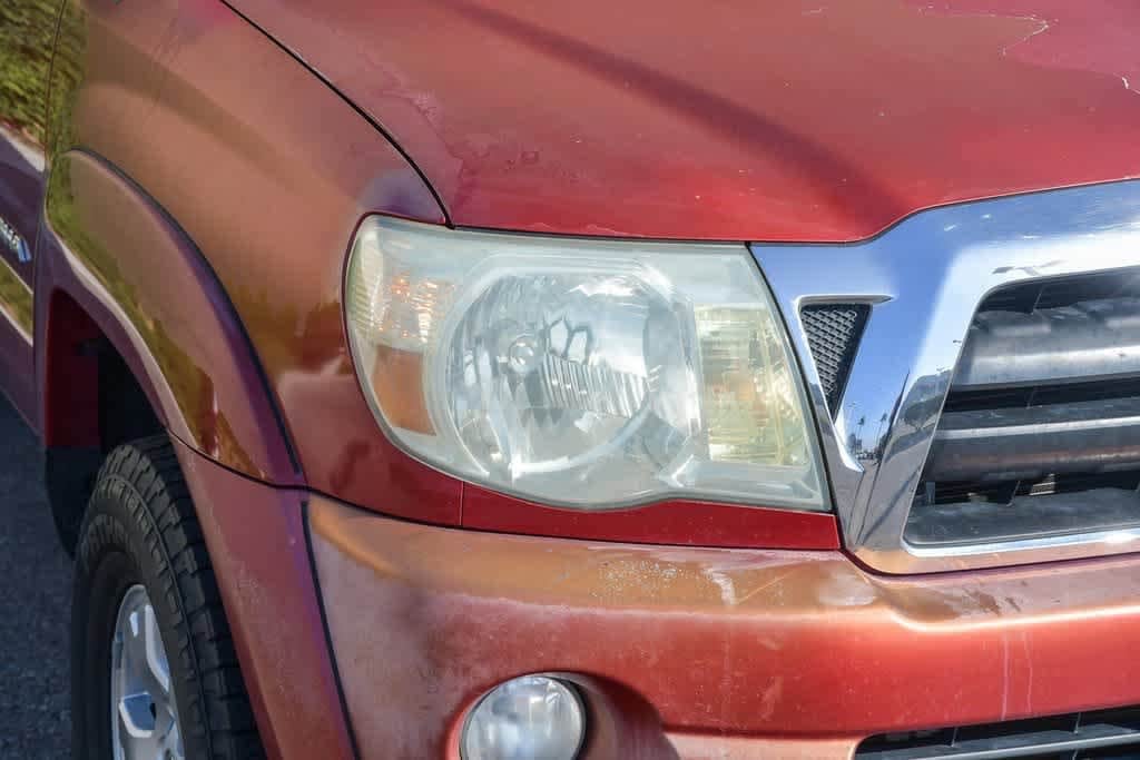 Thumbnail: 2006 Toyota Tacoma - 4