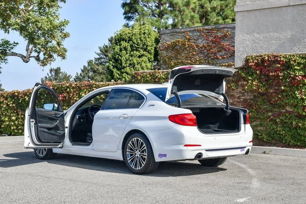 Thumbnail: 2019 BMW 5 Series - 26