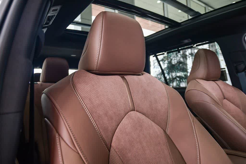 Thumbnail: 2026 Toyota Grand Highlander - 16
