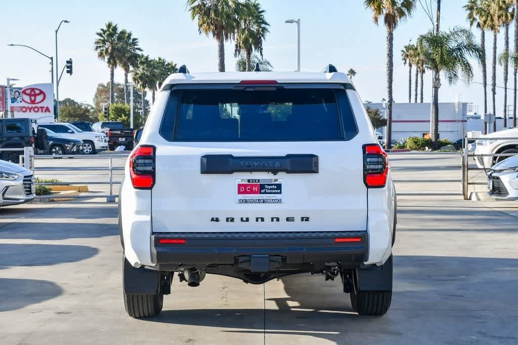Thumbnail: 2025 Toyota 4Runner - 8