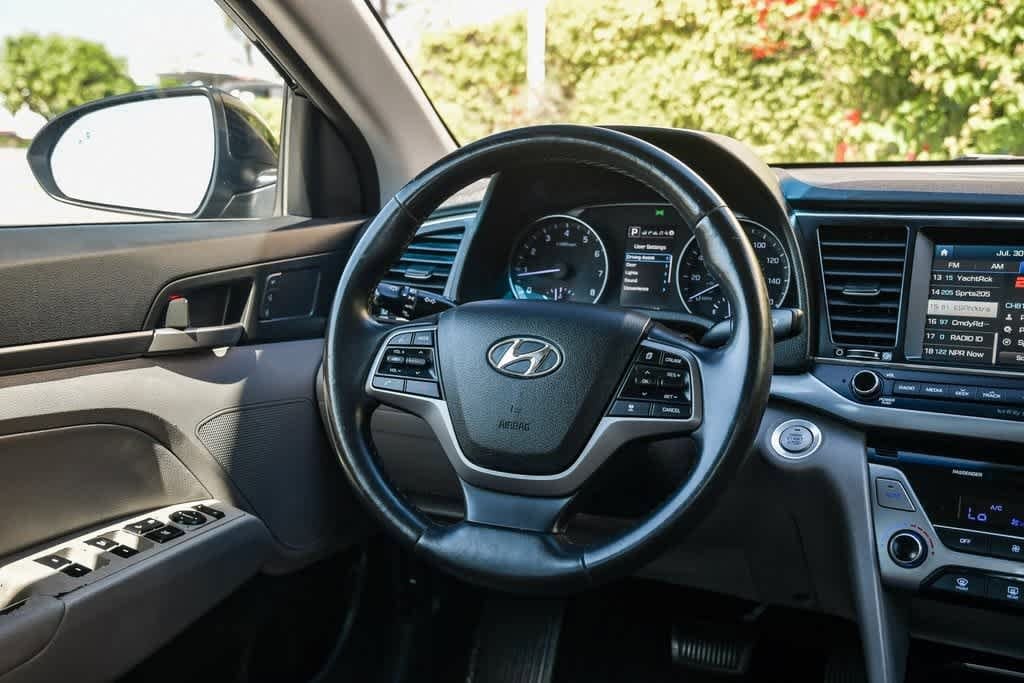 Thumbnail: 2017 Hyundai Elantra - 12