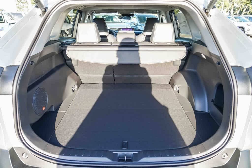 Thumbnail: 2025 Toyota RAV4 - 27