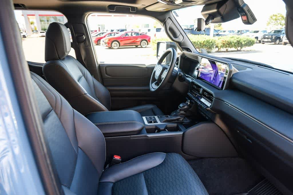 Thumbnail: 2025 Toyota Land Cruiser - 15