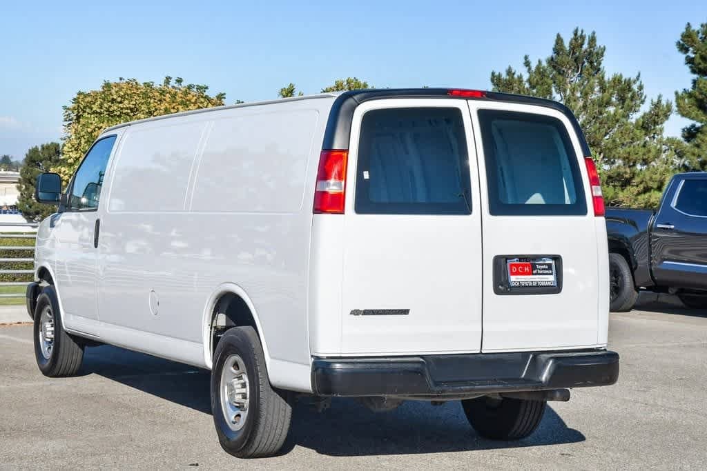 Thumbnail: 2022 Chevrolet Express - 8