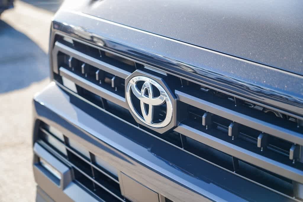 Thumbnail: 2025 Toyota 4Runner - 3