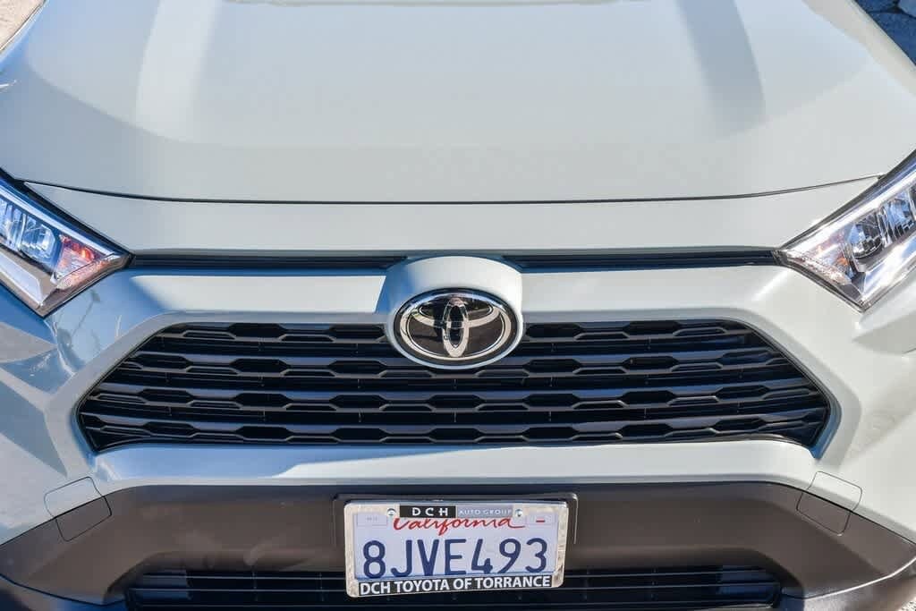 Thumbnail: 2019 Toyota RAV4 - 5