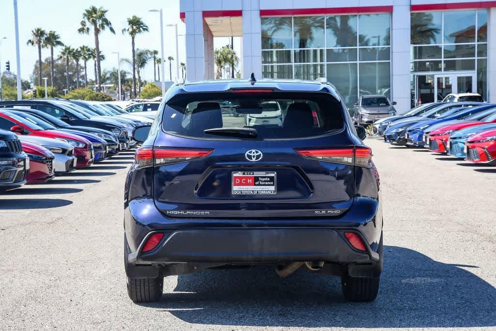2023 Toyota Highlander XLE photo 3