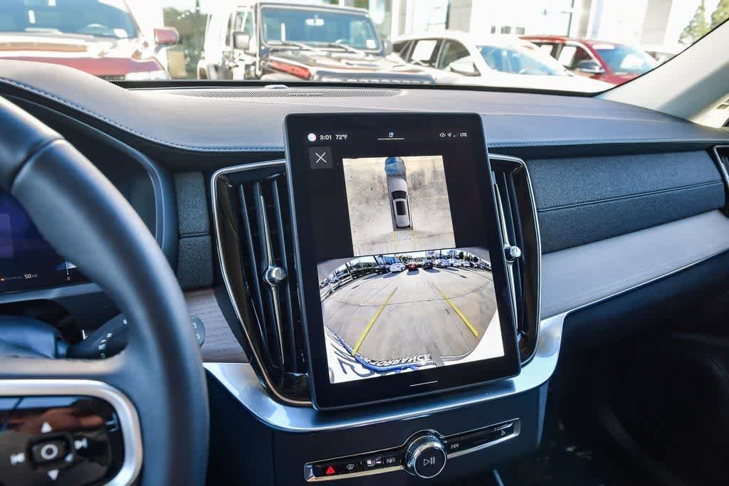 Thumbnail: 2025 Volvo XC90 - 24