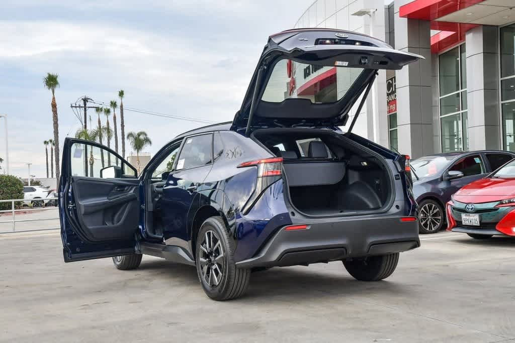 Thumbnail: 2026 Toyota bZ - 33