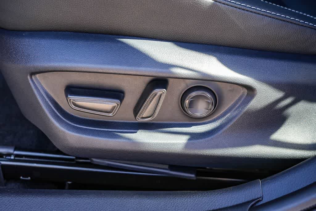 Thumbnail: 2026 Toyota Camry - 21