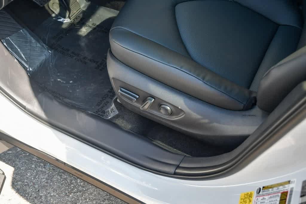 2025 Toyota Grand Highlander XLE 21