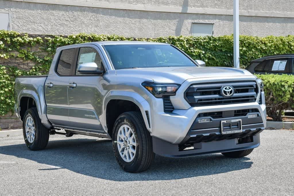 Thumbnail: 2025 Toyota Tacoma - 3
