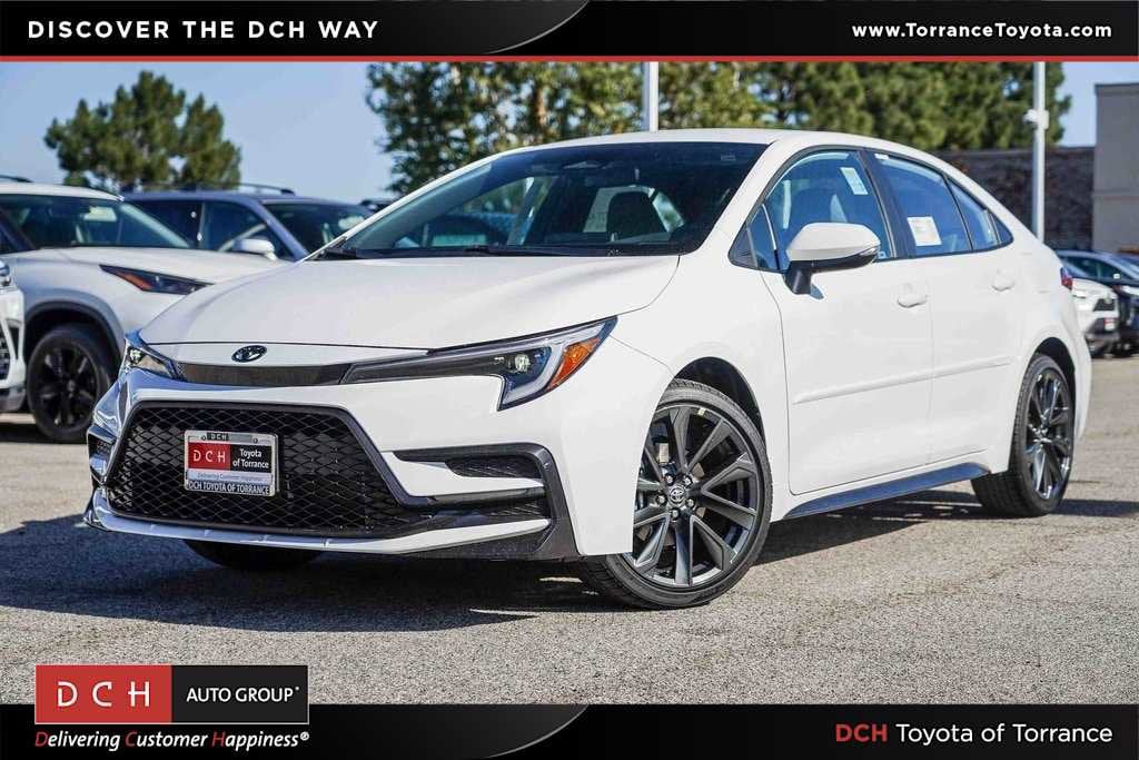 2026 Toyota Corolla SE's photo