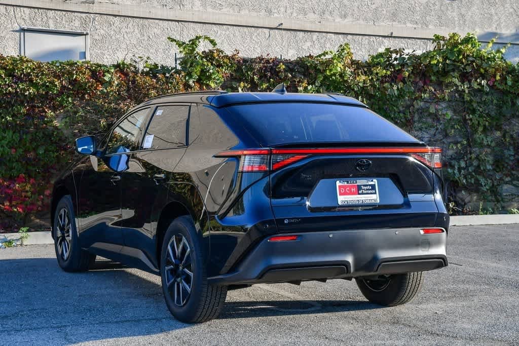 Thumbnail: 2026 Toyota bZ - 8