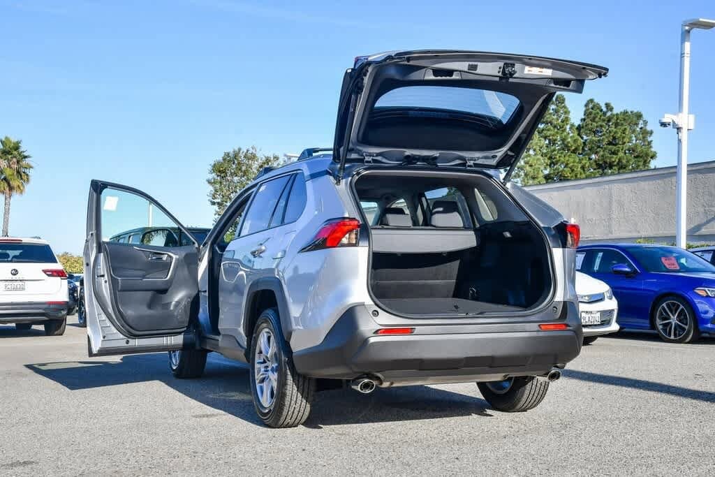 Thumbnail: 2025 Toyota RAV4 - 27