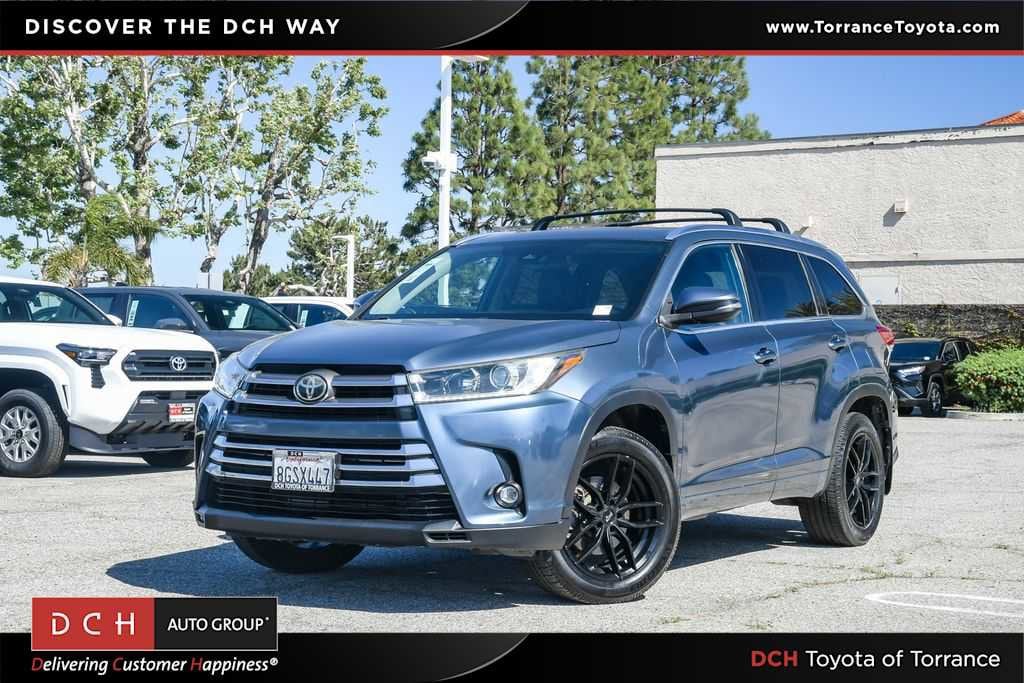 Thumbnail: 2019 Toyota Highlander - 1