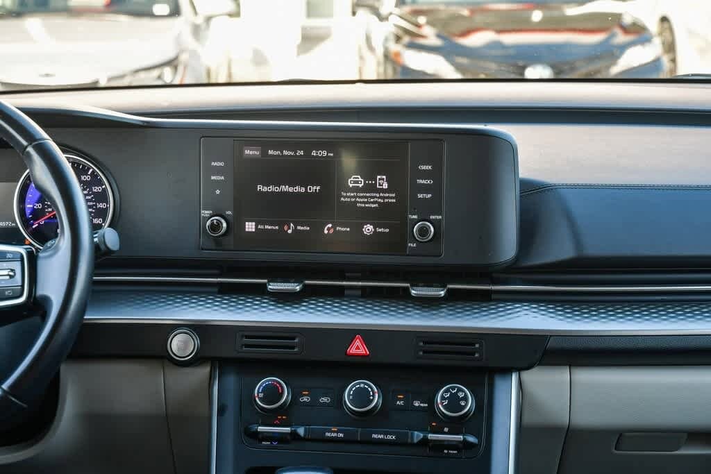 Thumbnail: 2024 Kia Carnival - 13