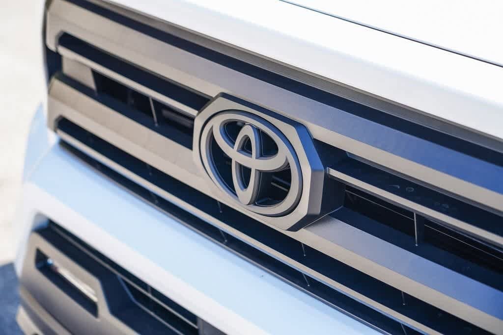 Thumbnail: 2025 Toyota Tacoma - 3