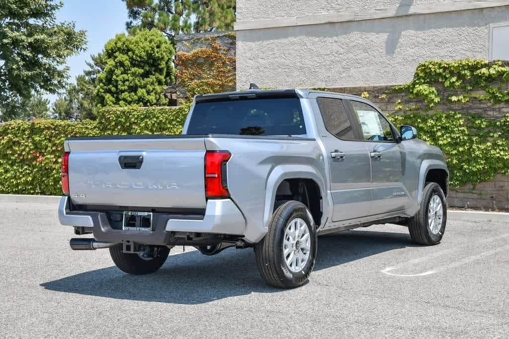 Thumbnail: 2025 Toyota Tacoma - 6